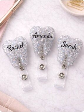Personalized Glitter Tooth Badge Reel - Silver Heart